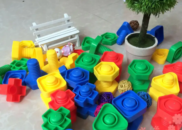 What are children's toys made of plastic